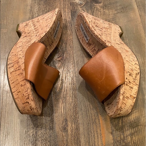 Steve Madden Surg camel leather cork wedges - Picture 9 of 14